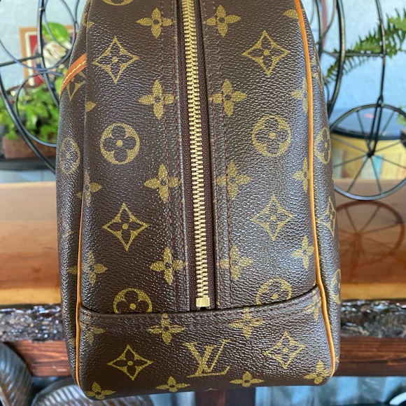 LOUIS VUITTON Monogram Deauville - Picture 6 of 16